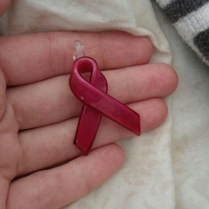Glass breast cancer ribbon pendant